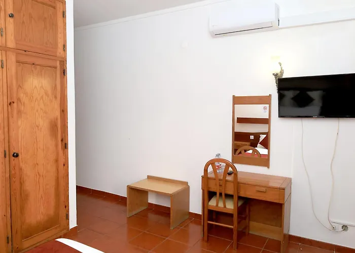 Residencial Braga بيت ضيافة